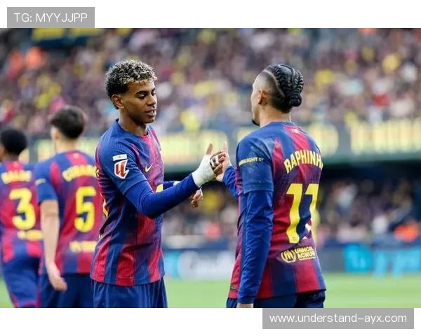 比利亚雷亚尔俱乐部宣布新赛季阵容调整与球员引援计划