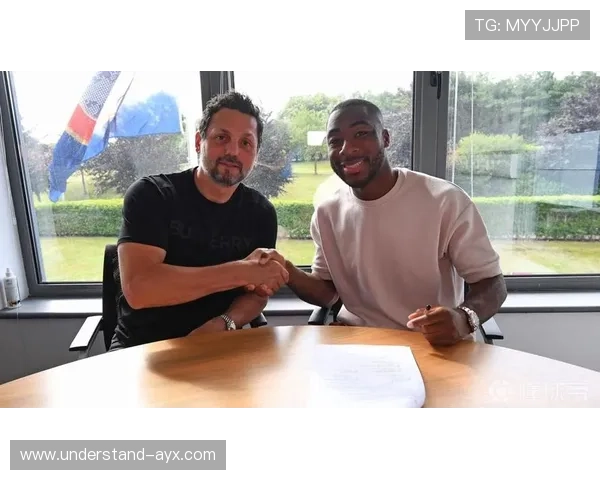 卡迪夫城俱乐部宣布新赛季阵容调整并签下多名新援