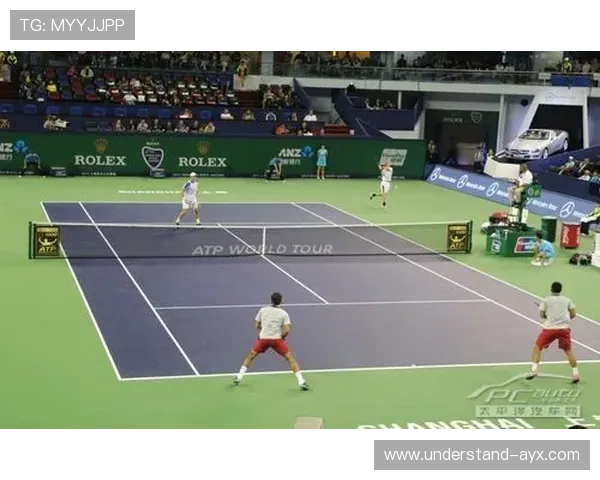 网球赛场风云再起巨星争锋引发新一轮热议